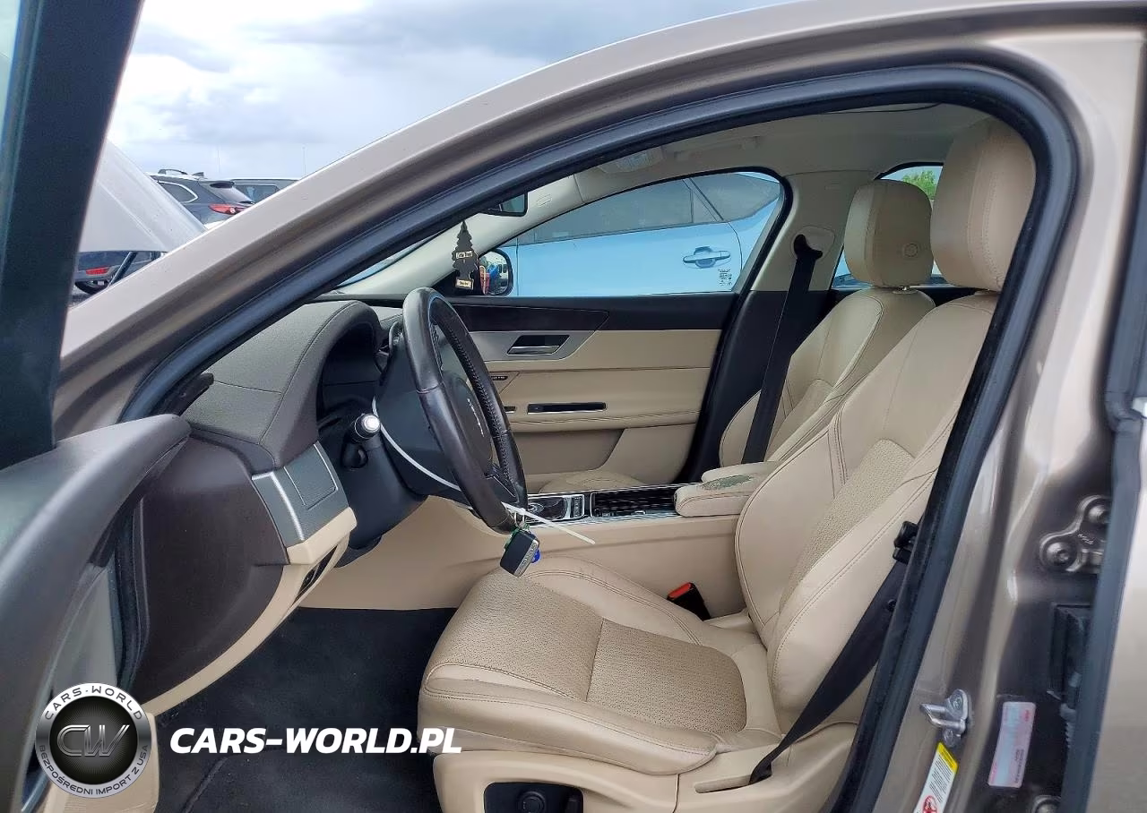 JAGUAR XF PRESTIG VIN:SAJBK4BV0HCY26717 - 7