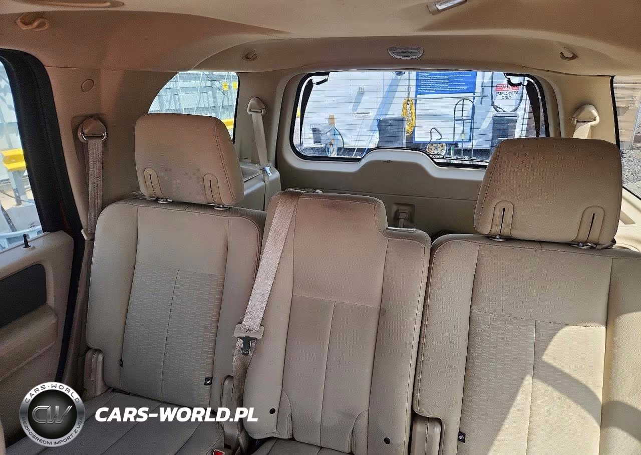2007 Ford Expedition Xlt VIN:1FMFU165X7LA94254 - 10