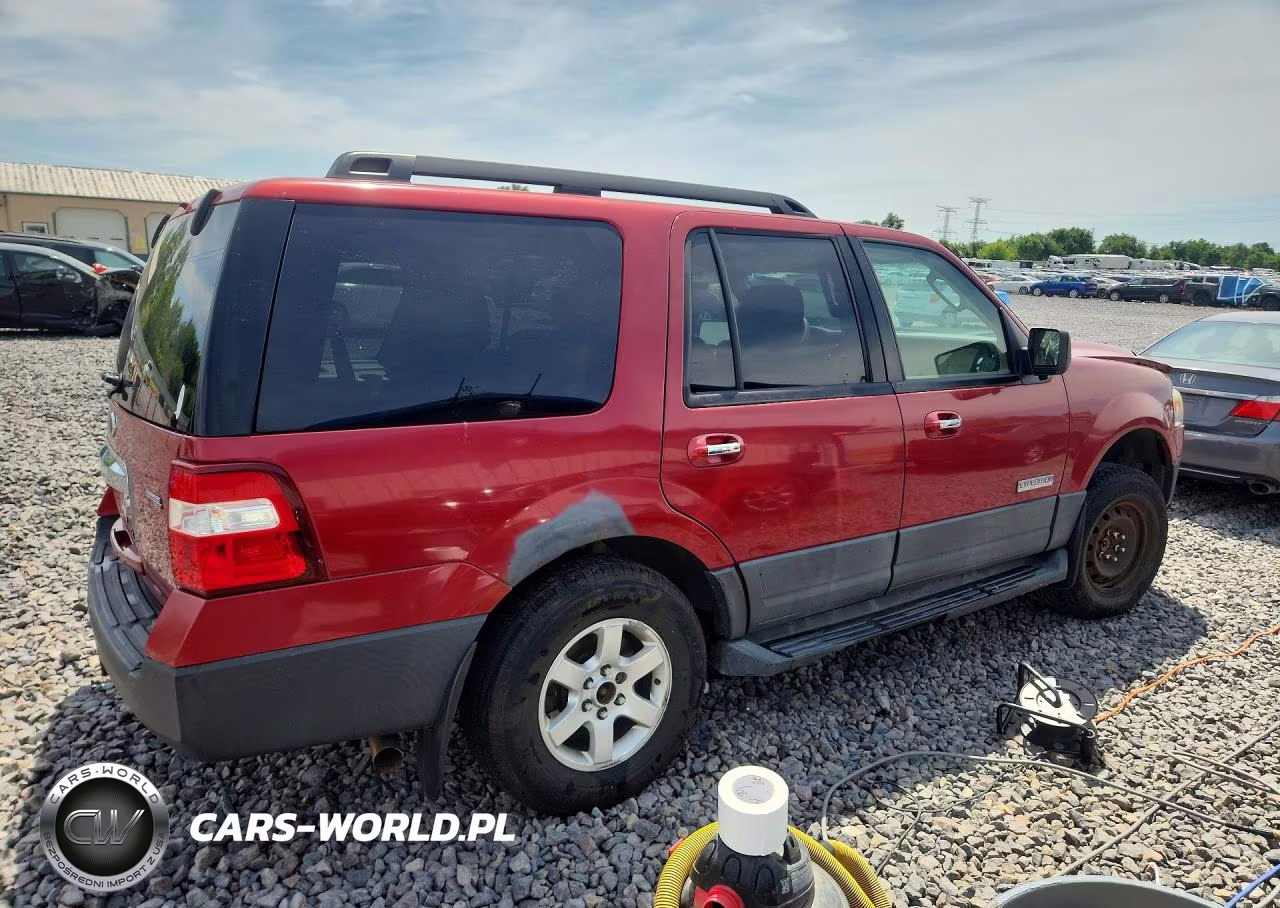2007 Ford Expedition Xlt VIN:1FMFU165X7LA94254 - 3