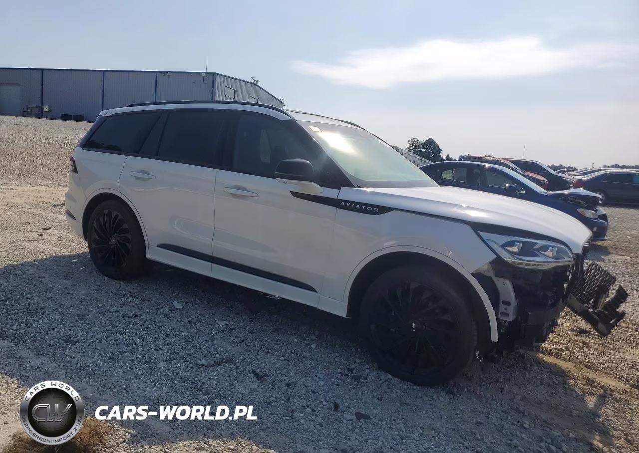 2023 Lincoln Aviator Reserve VIN:5LM5J7WC3PGL24518 - 4