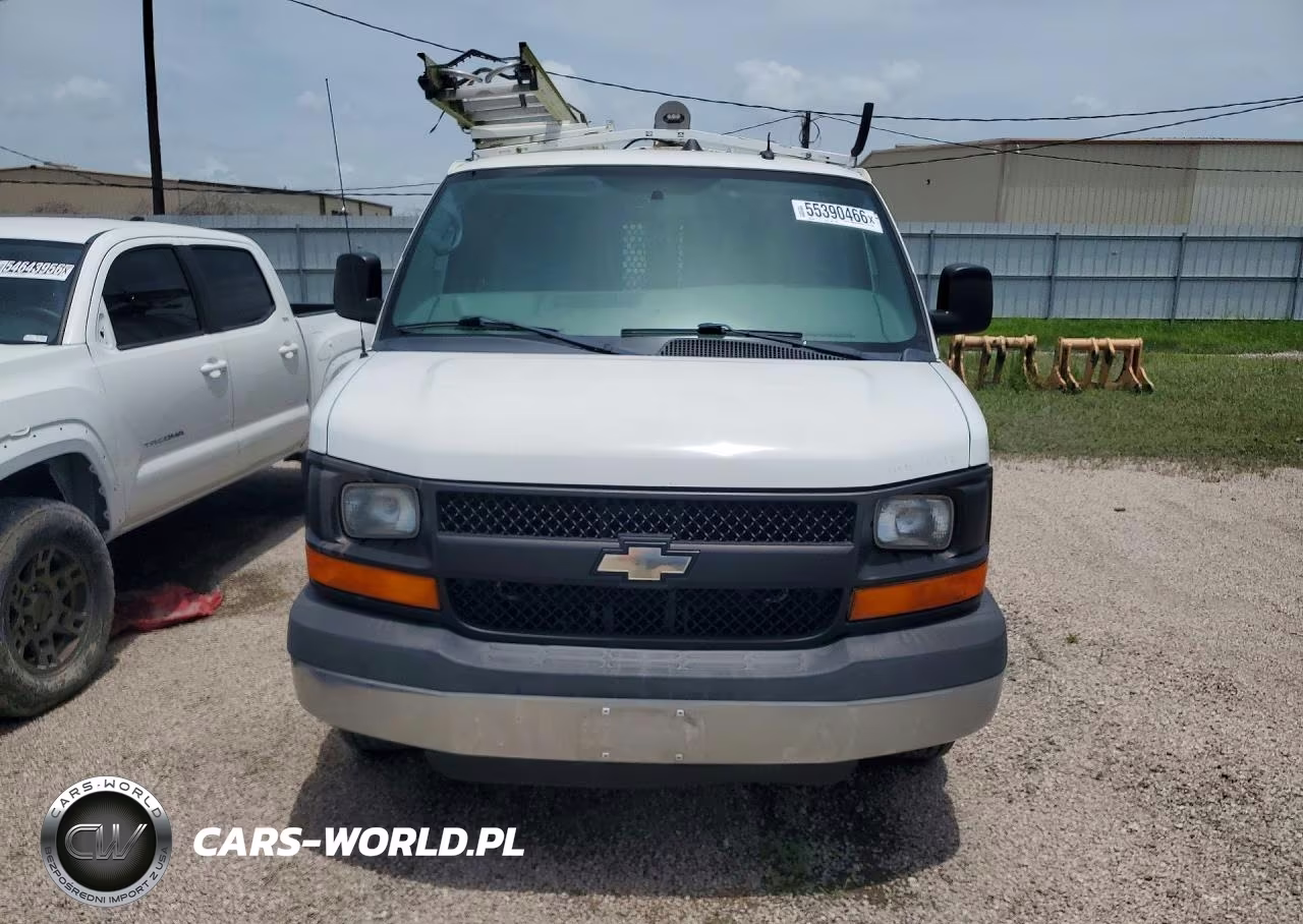2014 Chevrolet G2500 Utility - Service Van VIN:1GCWGFCB3E1113304 - 5