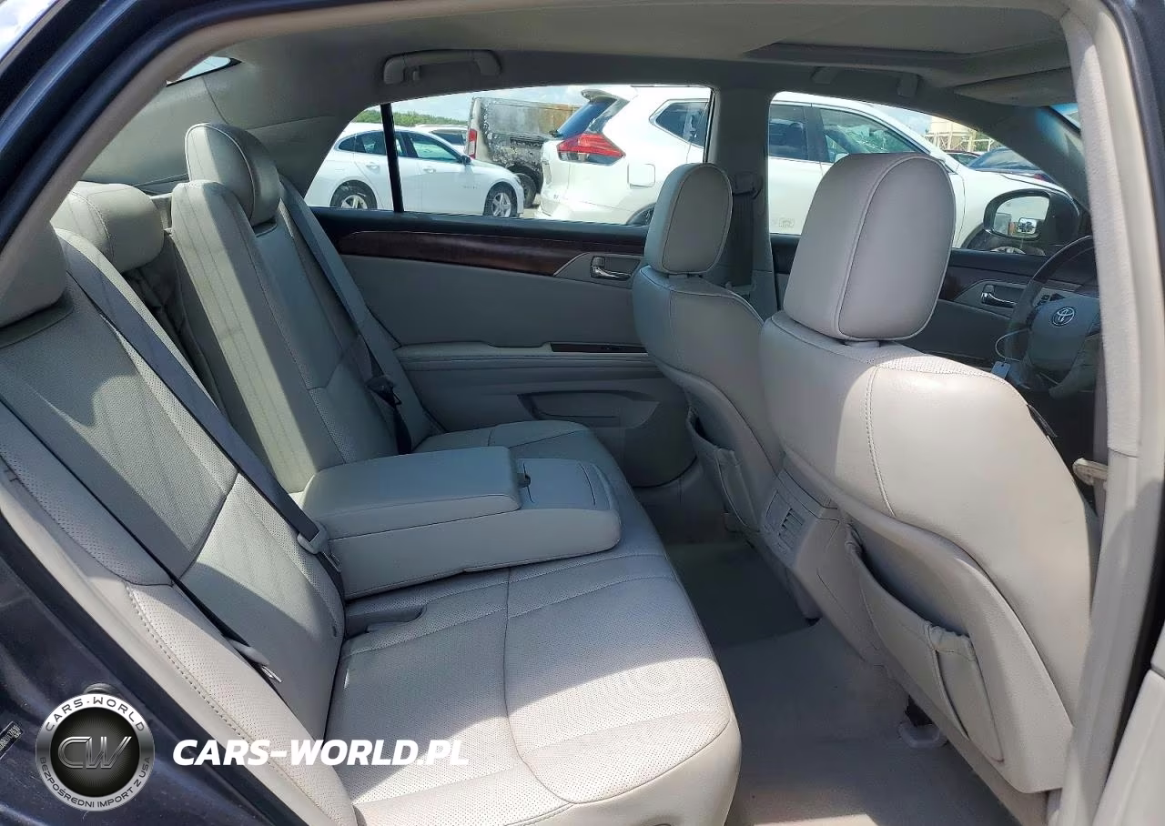 2011 Toyota Avalon Limited VIN:4T1BK3DB8BU437610 - 10