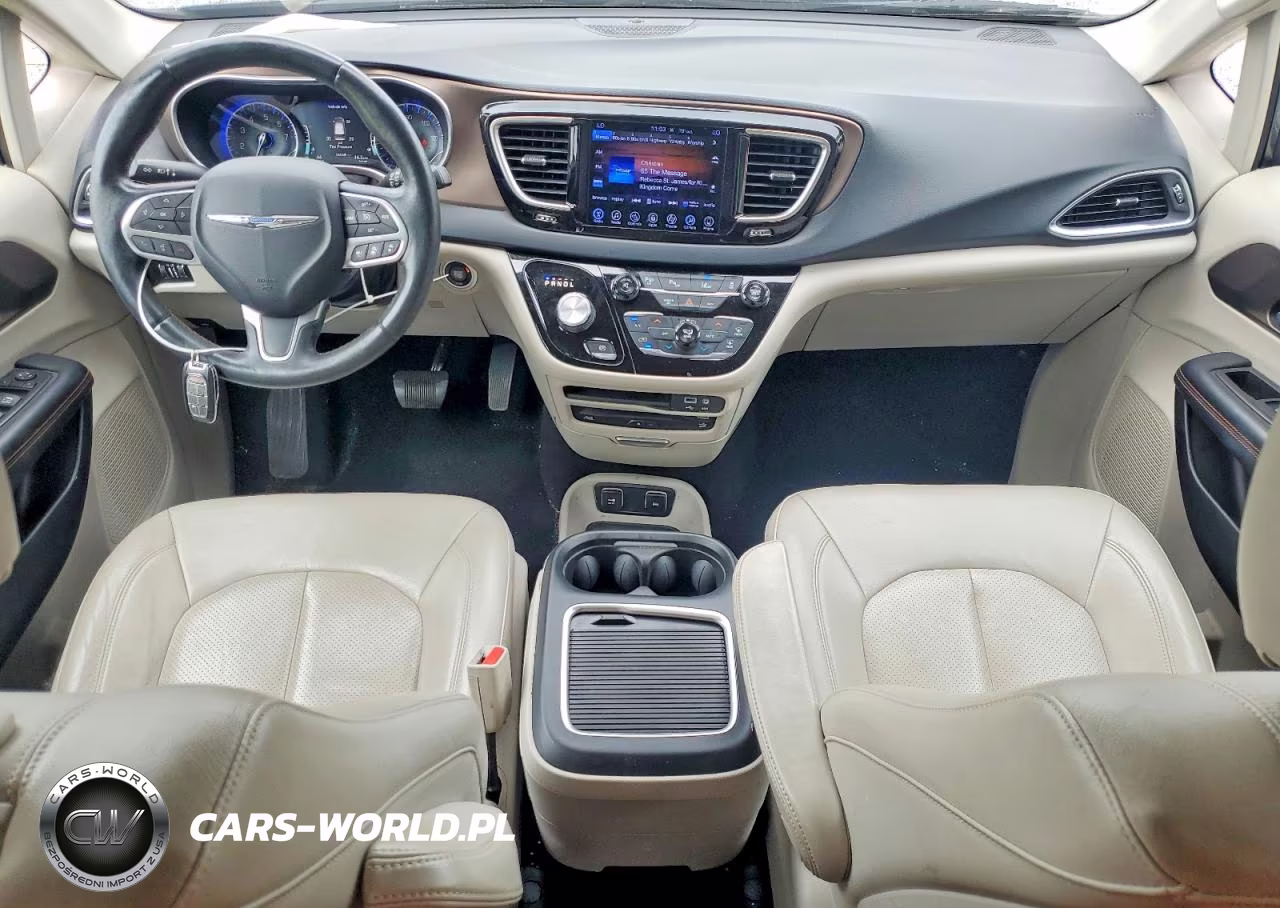 2017 Chrysler Pacifica Touring L Plus VIN:2C4RC1EG9HR543164 - 8