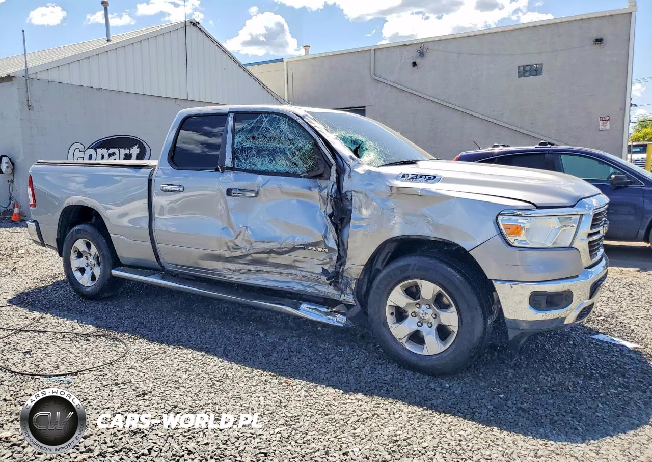 2020 Ram 1500 Big Horn VIN:1C6SRFBT5LN284703 - 4