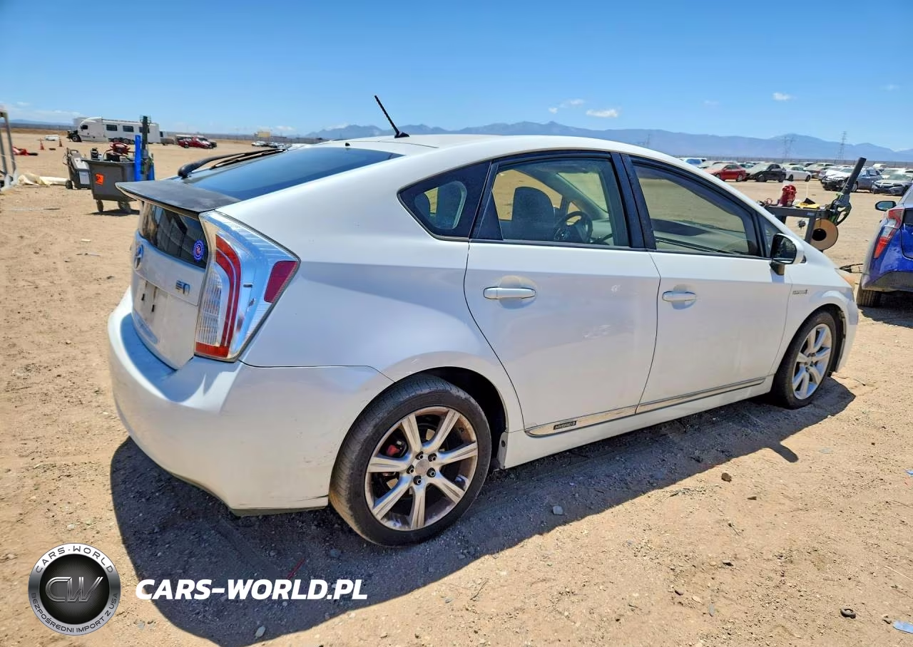 2012 Toyota Prius Two VIN:JTDKN3DU2C5503531 - 3