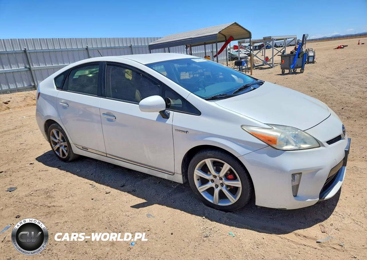 2012 Toyota Prius Two VIN:JTDKN3DU2C5503531 - 4