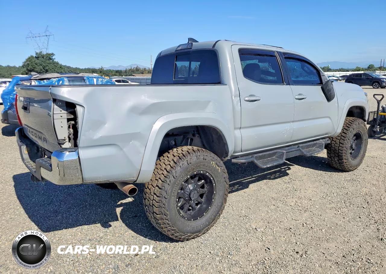 2019 Toyota Tacoma Sr5 V6 VIN:3TMCZ5AN4KM246169 - 3