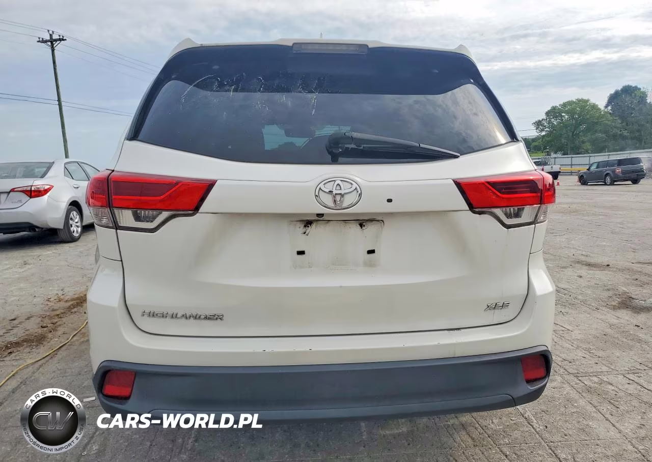 2018 Toyota Highlander Xle VIN:5TDKZRFH3JS530154 - 6