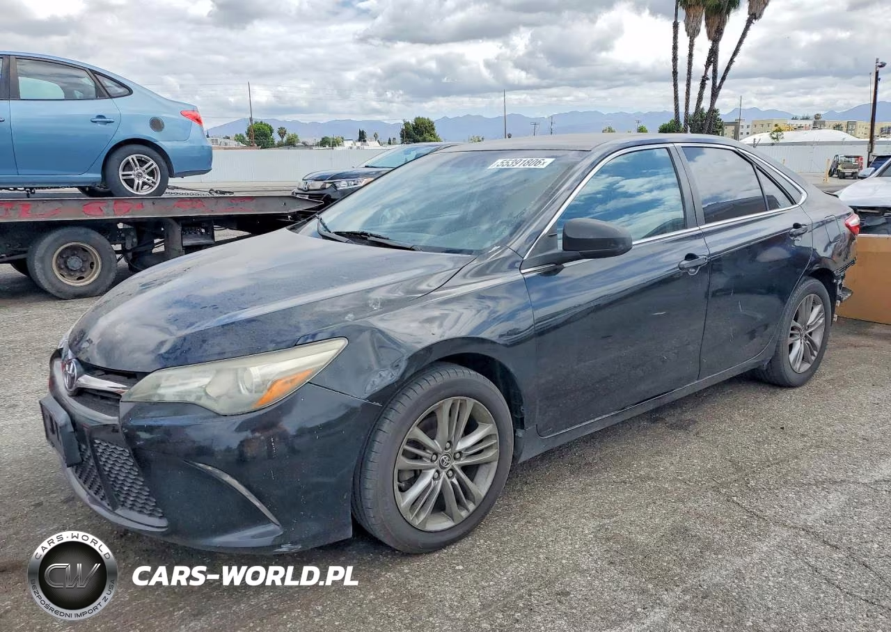 2016 Toyota Camry – zdjęcie 1 z 12