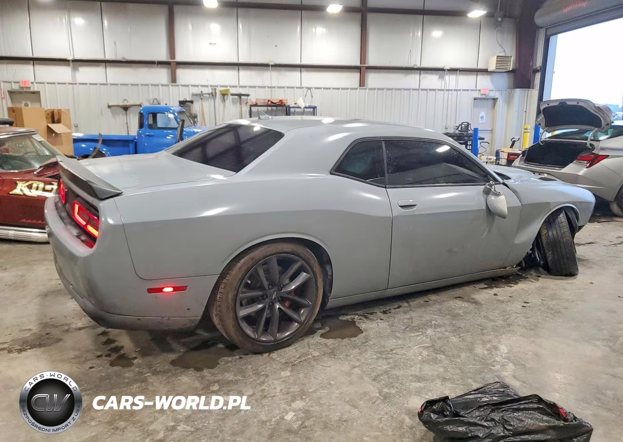 2019 Dodge Challenger R VIN:2C3CDZFJ1KH552311 - 3
