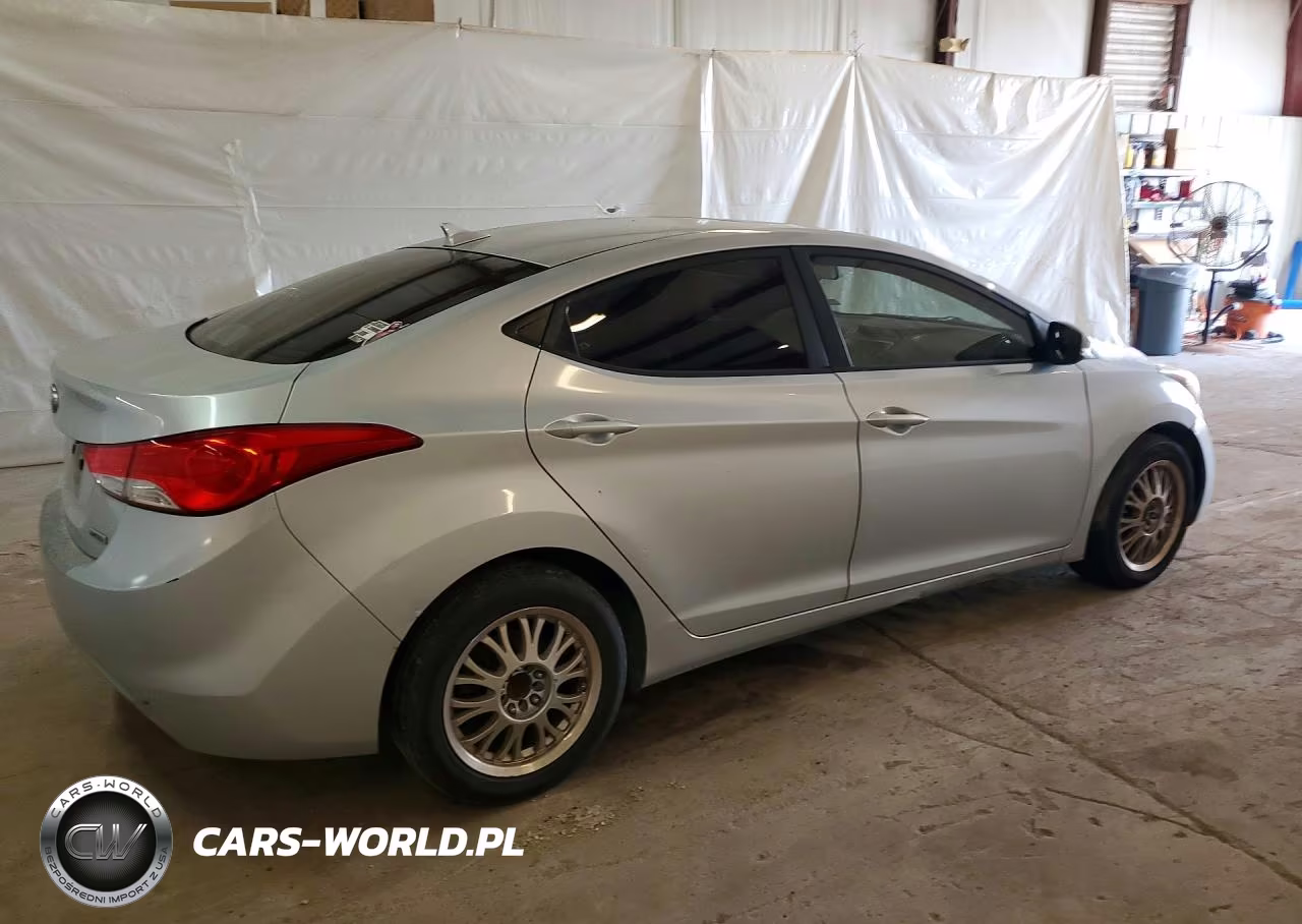 2012 Hyundai Elantra Limited VIN:5NPDH4AE5CH092662 - 3