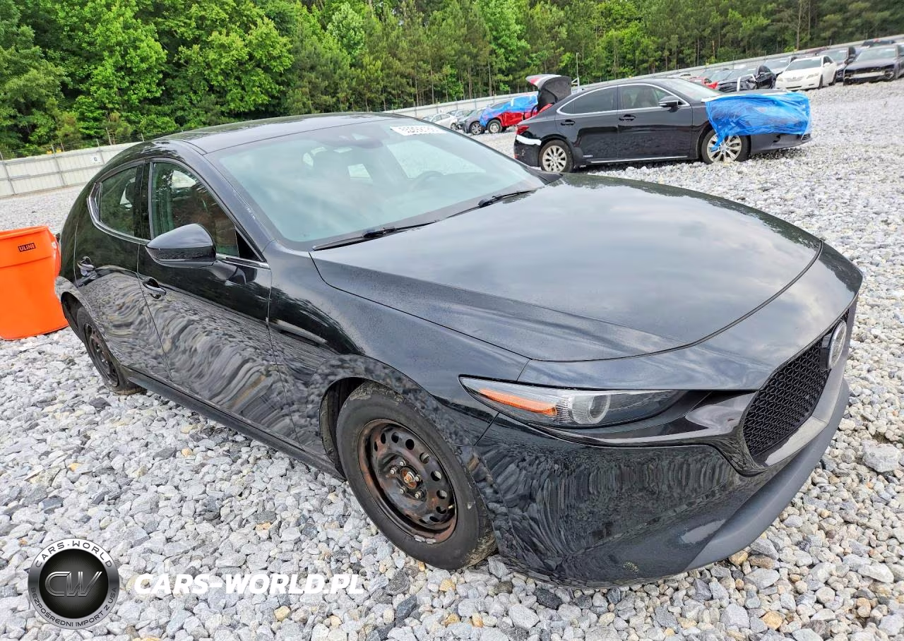 2020 Mazda 3 Premium VIN:JM1BPANM4L1161391 - 4