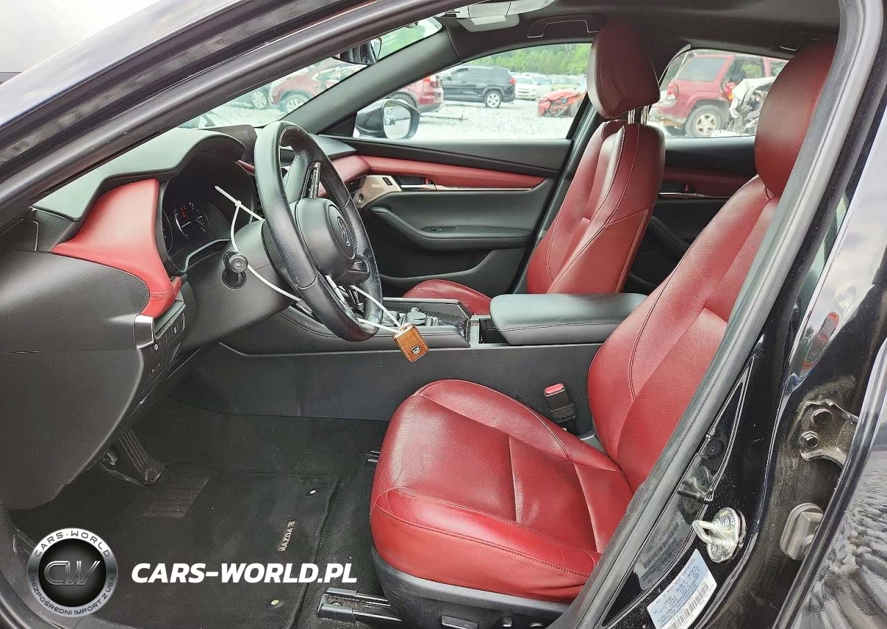 2020 Mazda 3 Premium VIN:JM1BPANM4L1161391 - 7