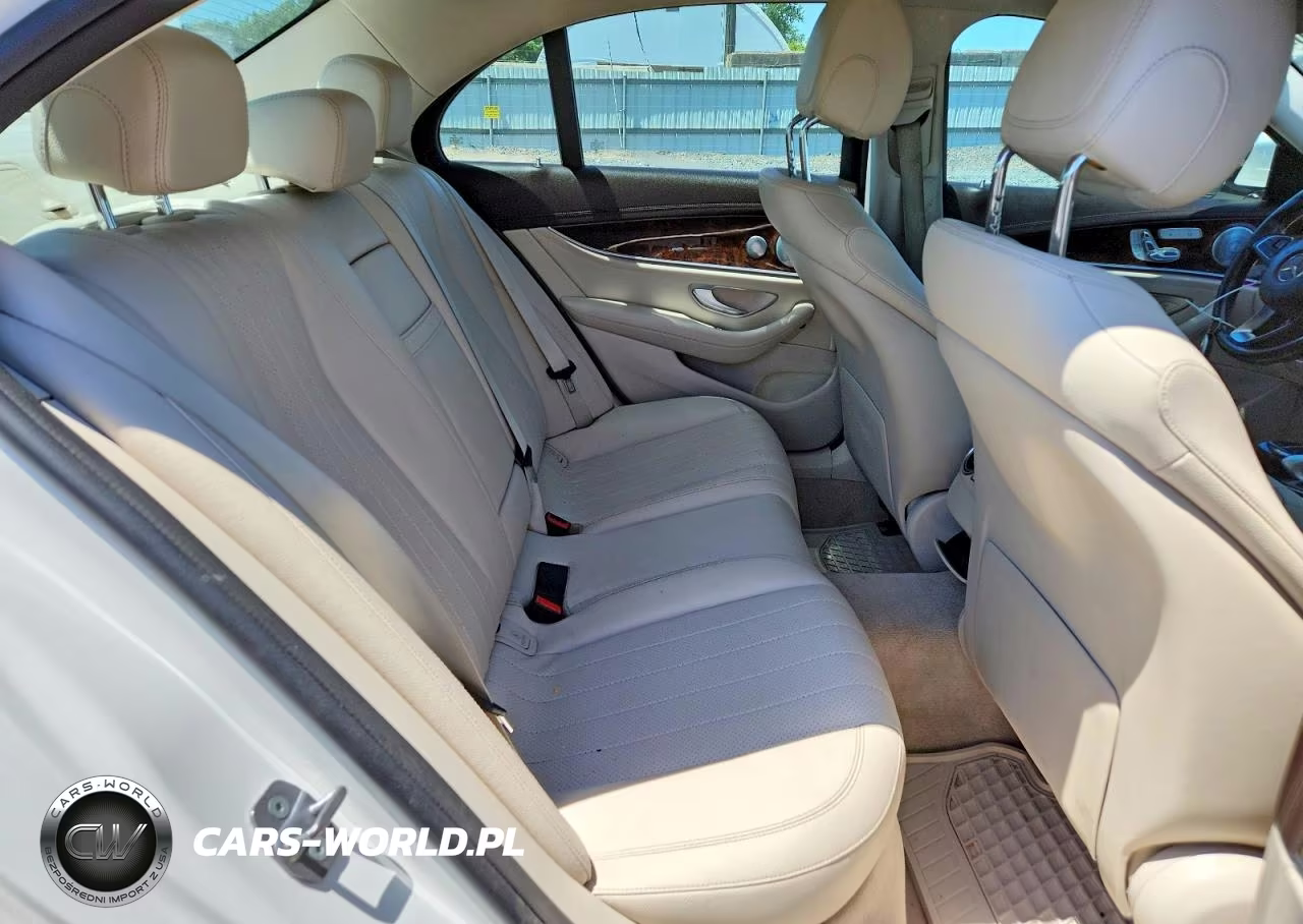 2018 Mercedes-Benz E 300 4Matic VIN:WDDZF4KBXJA391736 - 10