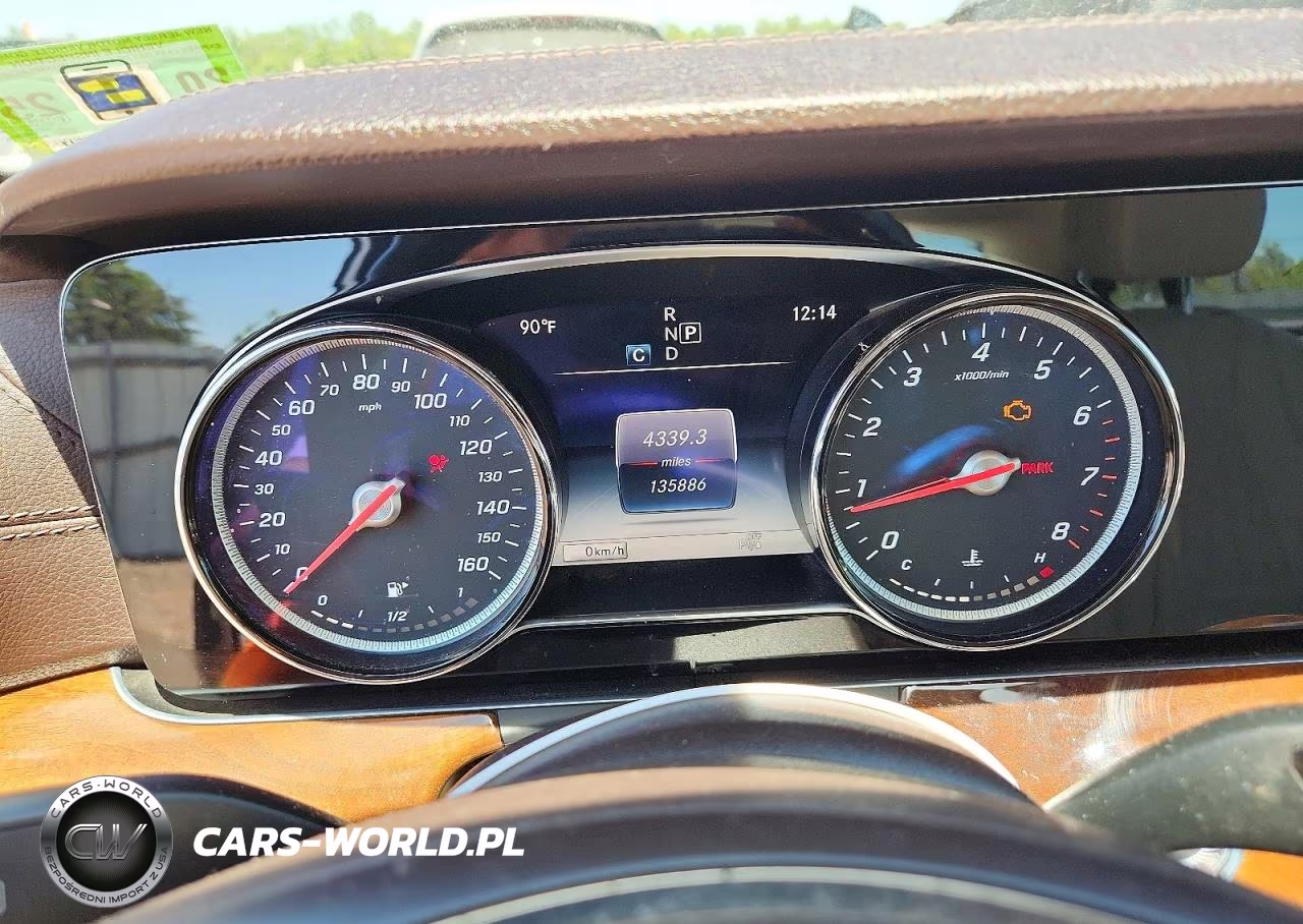 2018 Mercedes-Benz E 300 4Matic VIN:WDDZF4KBXJA391736 - 9