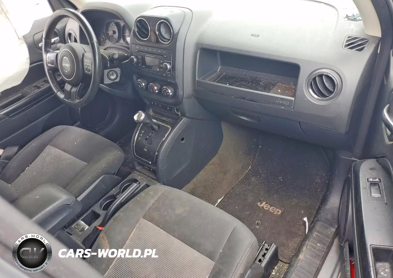 2016 Jeep Patriot Latitude VIN:1C4NJRFB3GD759700 - 8