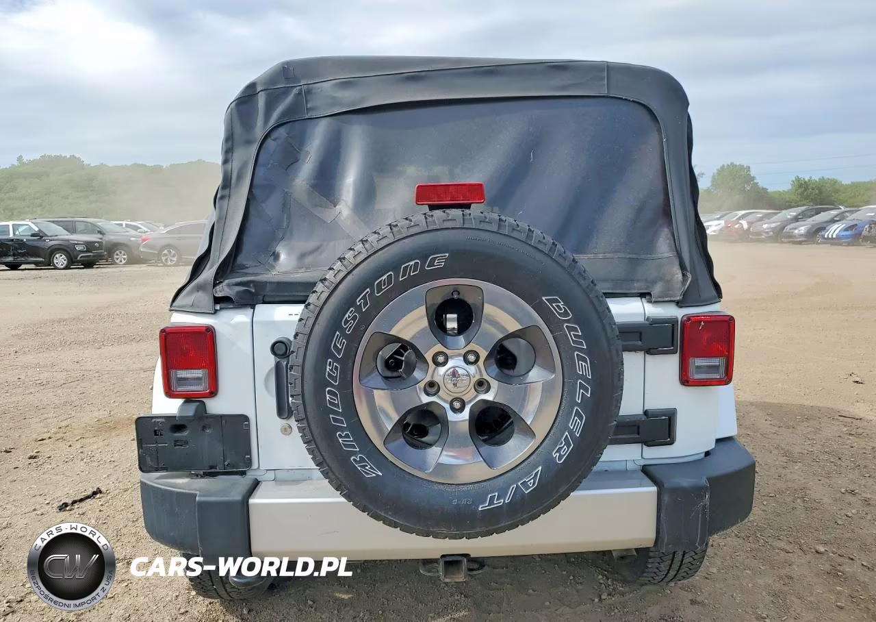 2018 Jeep Wrangler Unlimited Sahara VIN:1C4BJWEG9JL862017 - 6