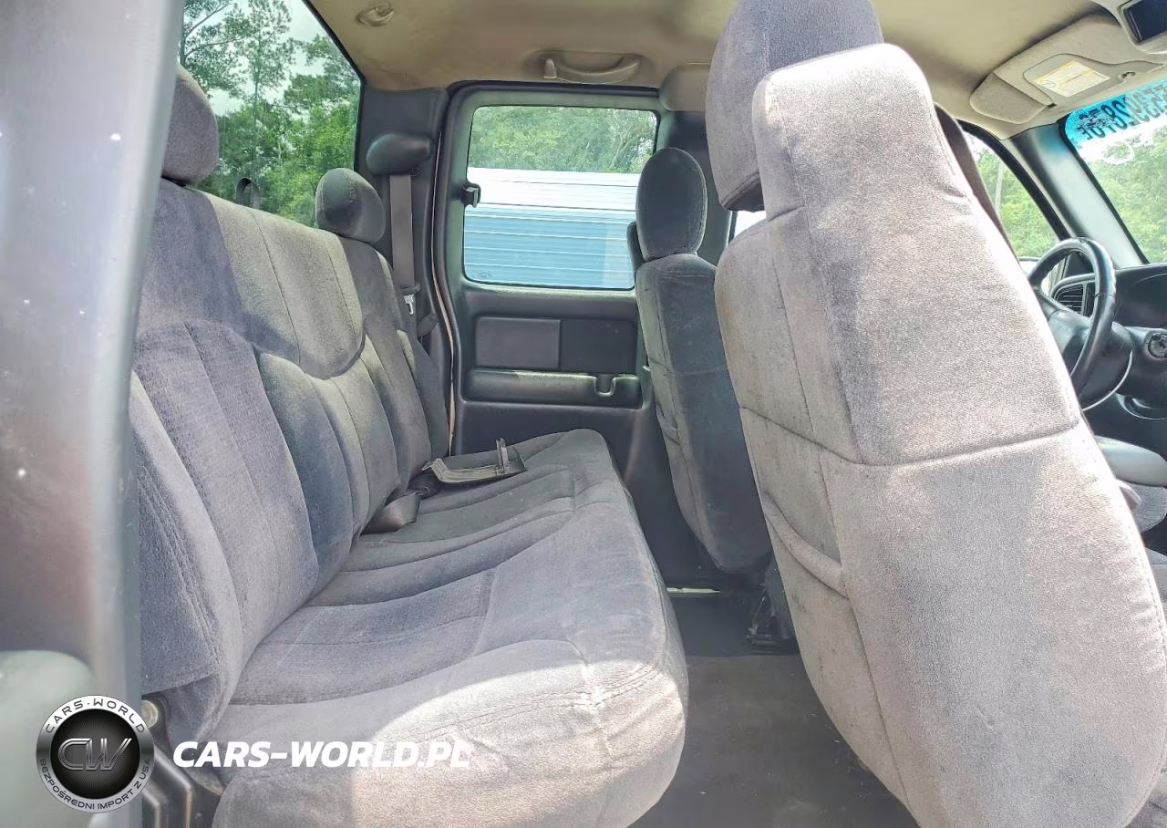 2001 Chevrolet Silverado C1500 VIN:2GCEC19V211270547 - 10