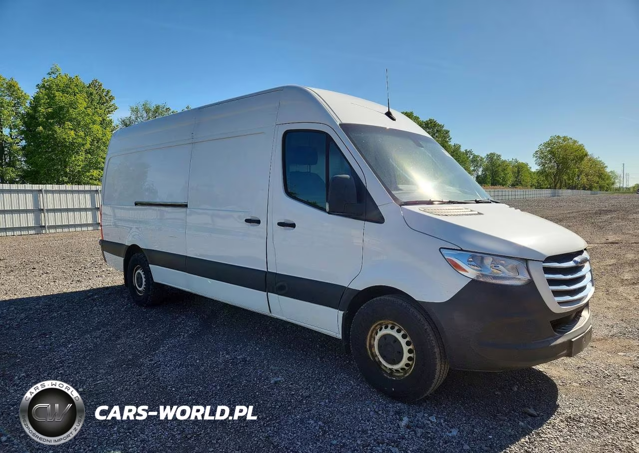 2021 Freightliner Sprinter 2500 Delivery Van VIN:W2W4DCHY2MT052744 - 4
