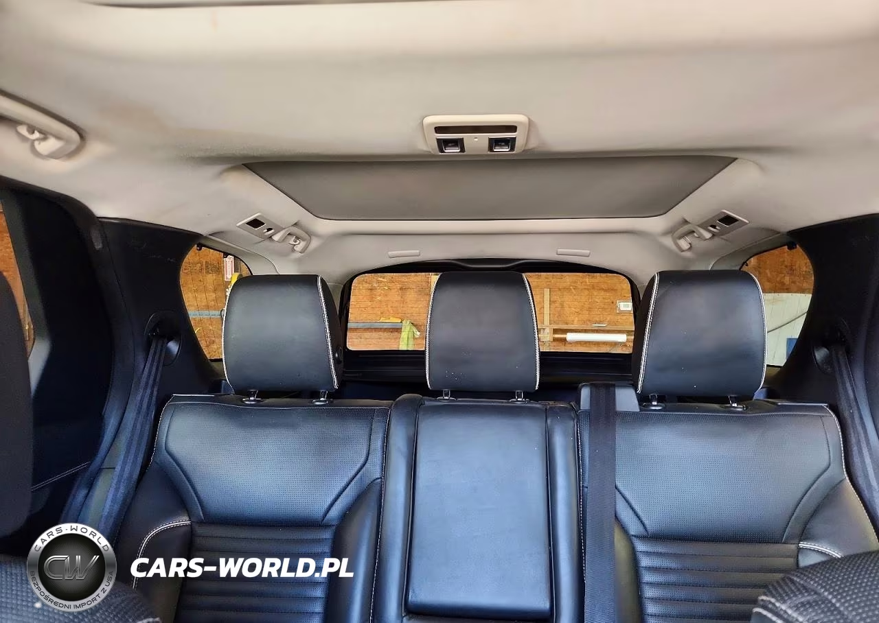 2017 Land Rover Discovery First Edition VIN:SALRTBBV2HA016847 - 10