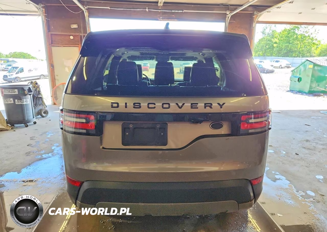 2017 Land Rover Discovery First Edition VIN:SALRTBBV2HA016847 - 6