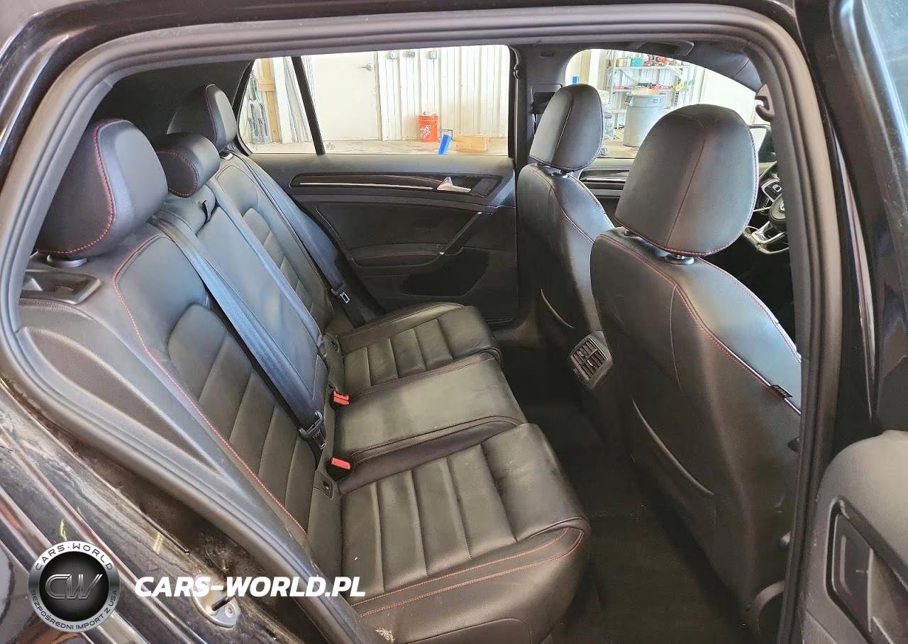 2015 Volkswagen Gti VIN:3VW5T7AU6FM000482 - 10