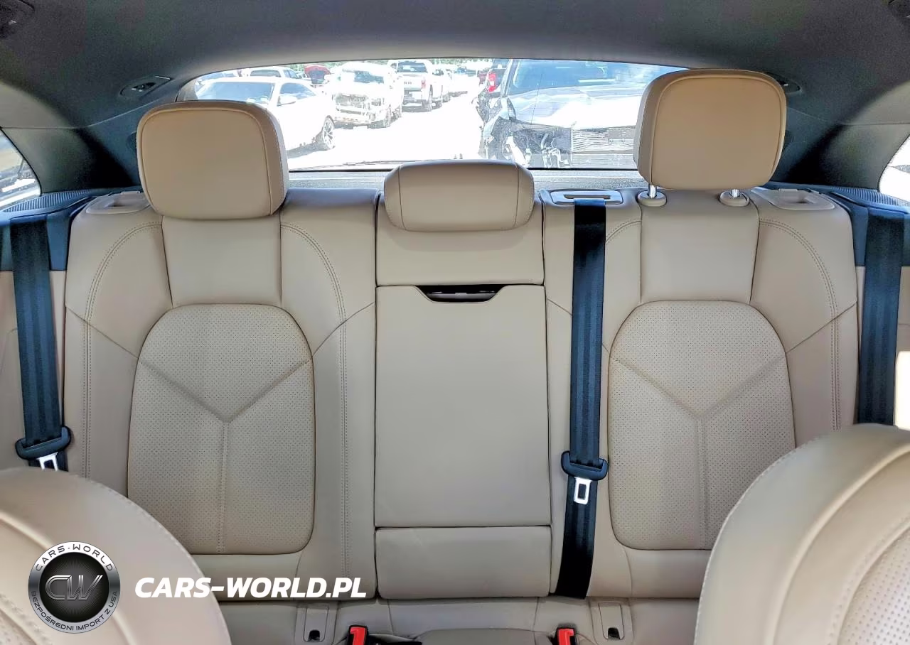 2021 Porsche Macan VIN:WP1AA2A50MLB15871 - 10