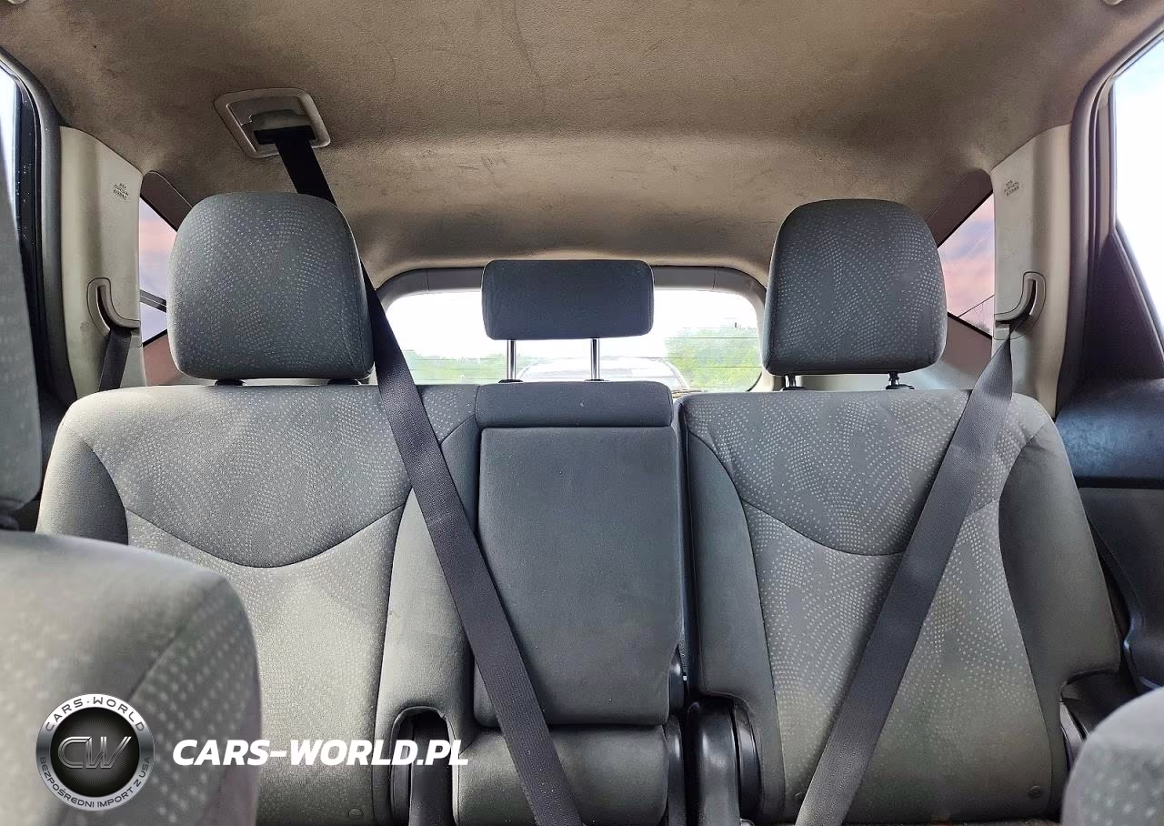 2013 Toyota Prius V Two VIN:JTDZN3EU7D3217264 - 10