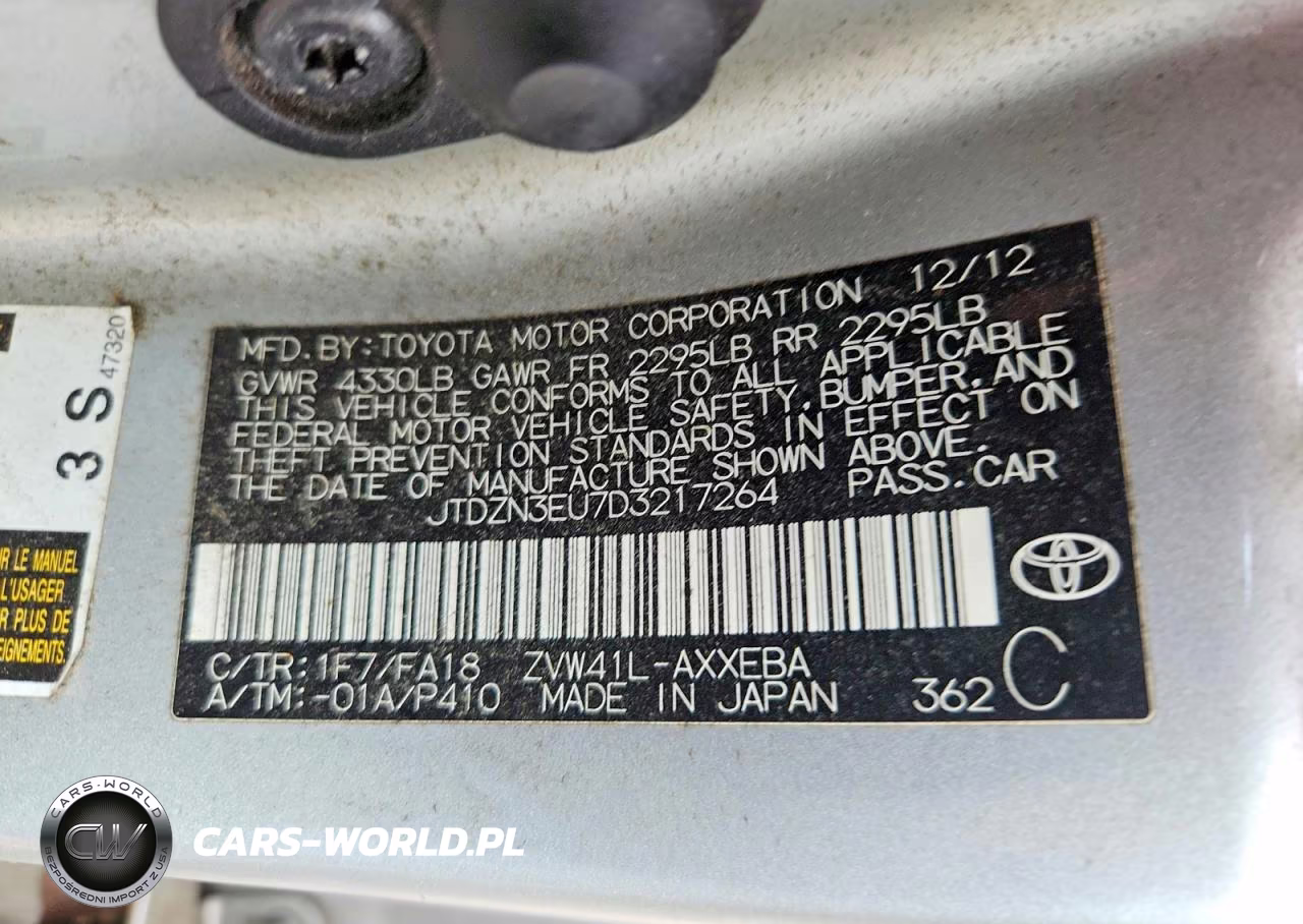 2013 Toyota Prius V Two VIN:JTDZN3EU7D3217264 - 13