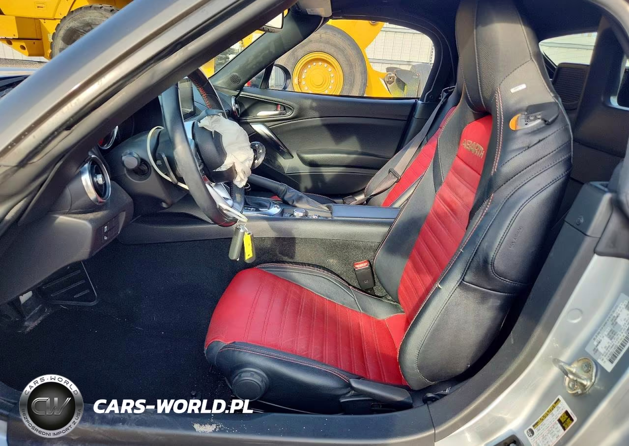 2020 Fiat 124 Spider Classica VIN:JC1NFAEK8L0144059 - 7