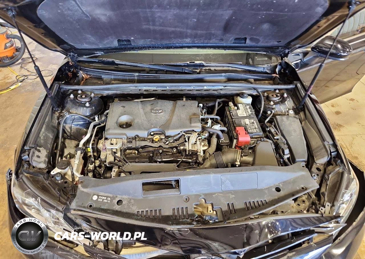 2018 Toyota Camry Le VIN:4T1B11HK4JU138034 - 11