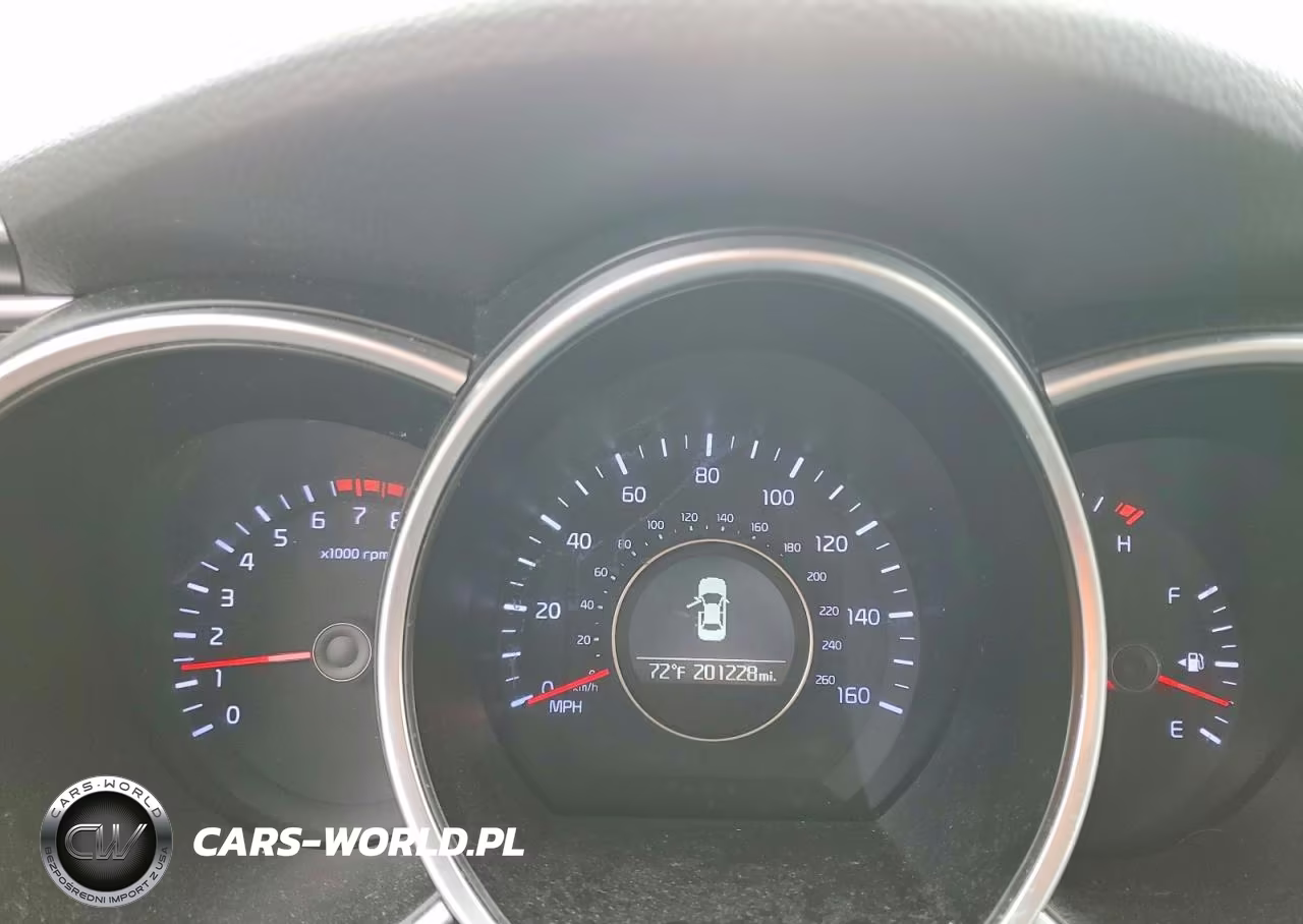 2015 Kia Optima Lx VIN:KNAGM4A74F5585891 - 9
