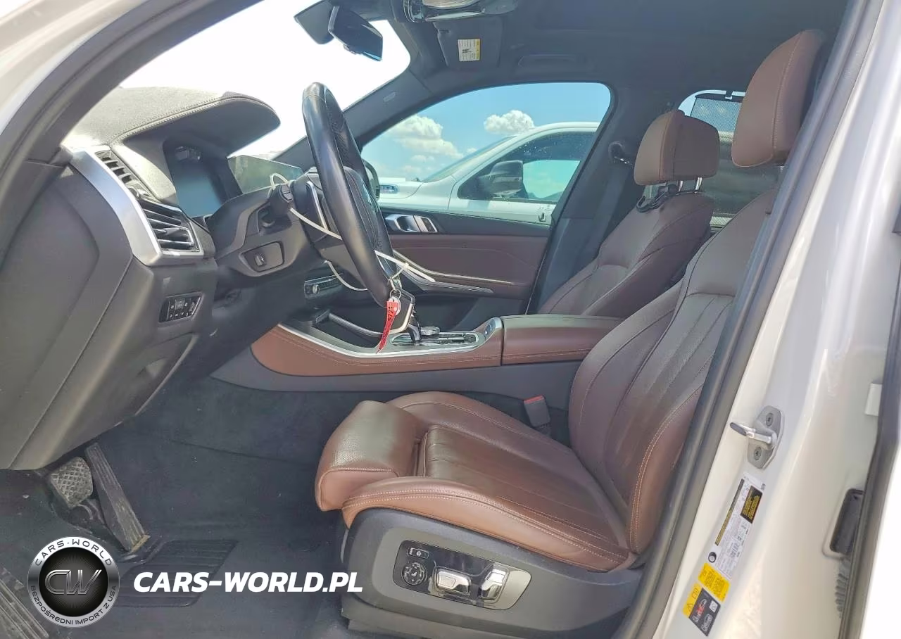 2022 BMW X5 xDrive45E VIN:5UXTA6C06N9L04024 - 7