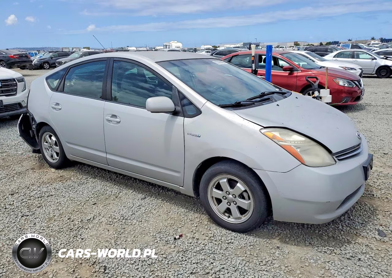 2008 Toyota Prius Base VIN:JTDKB20U483455994 - 4