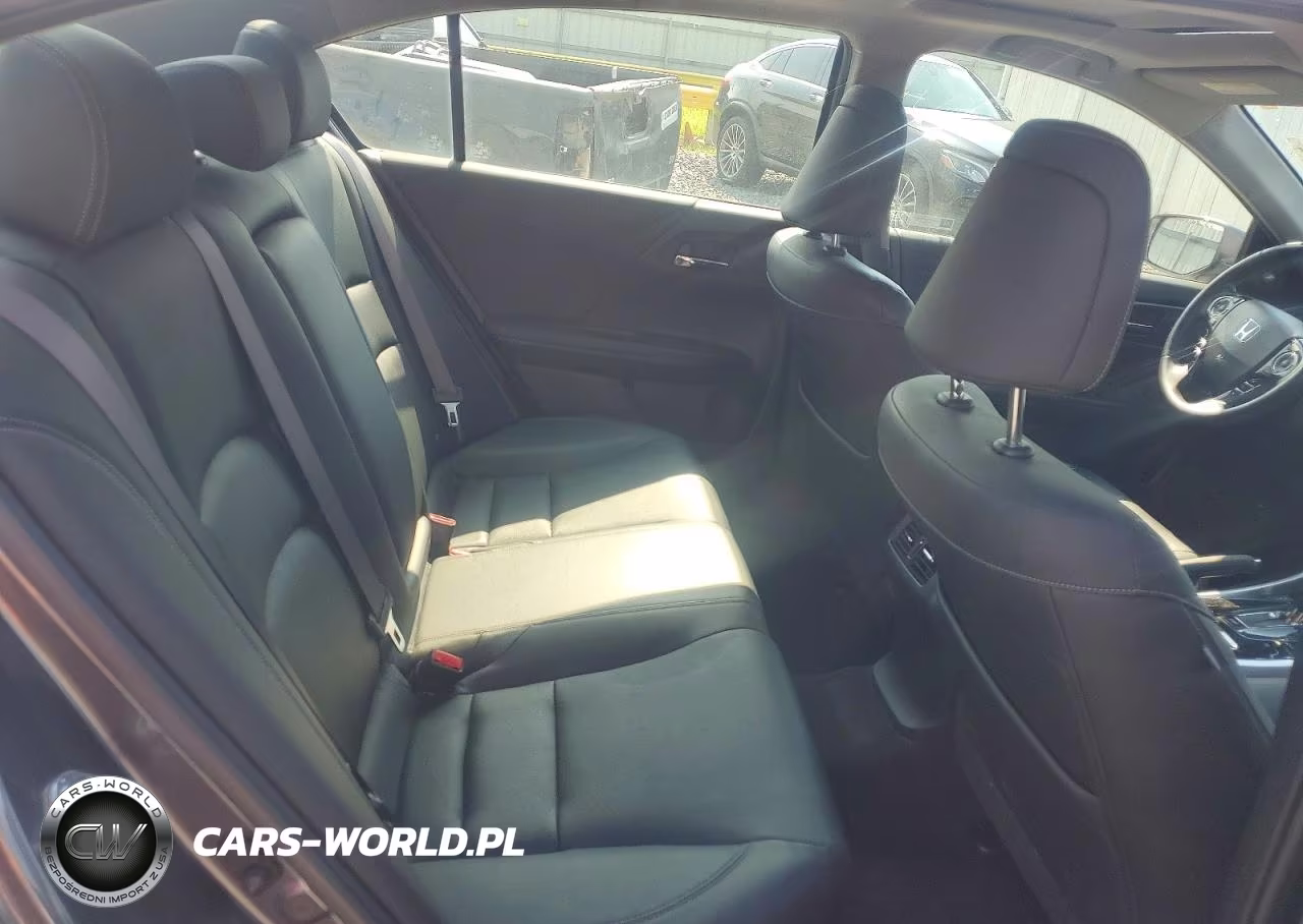 2017 Honda Accord Touring Hybrid VIN:JHMCR6F72HC031012 - 10