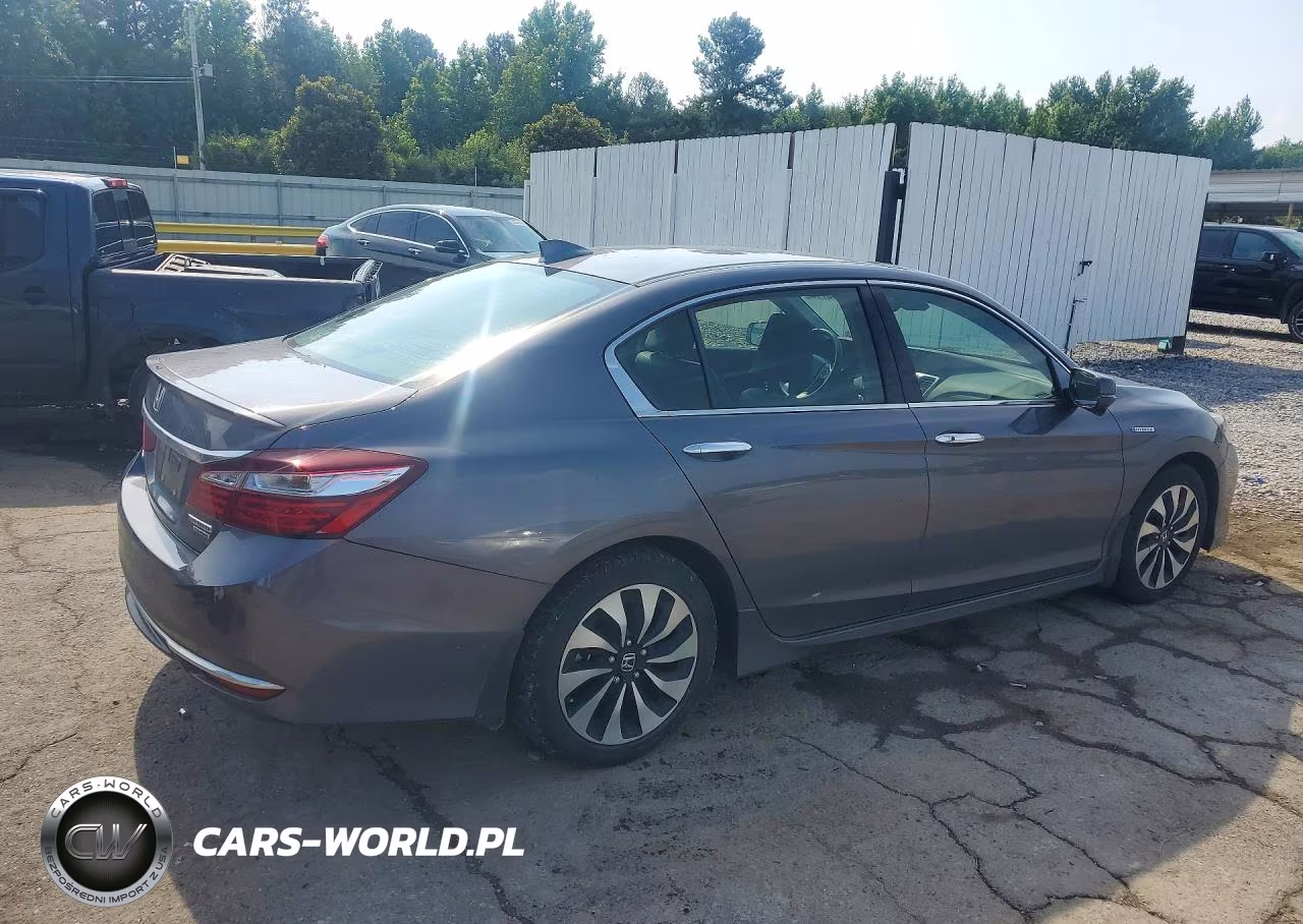 2017 Honda Accord Touring Hybrid VIN:JHMCR6F72HC031012 - 3