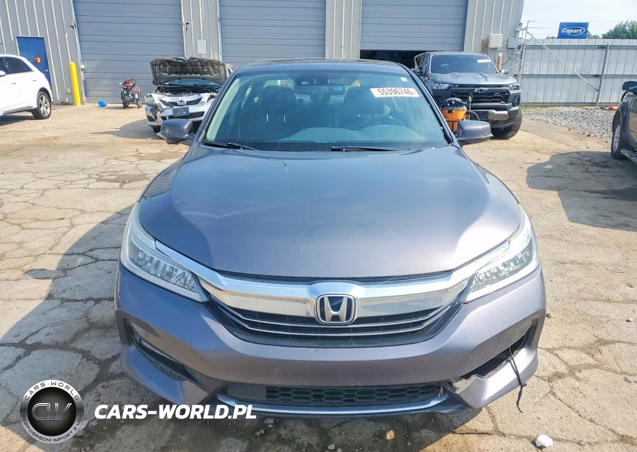 2017 Honda Accord Touring Hybrid VIN:JHMCR6F72HC031012 - 5