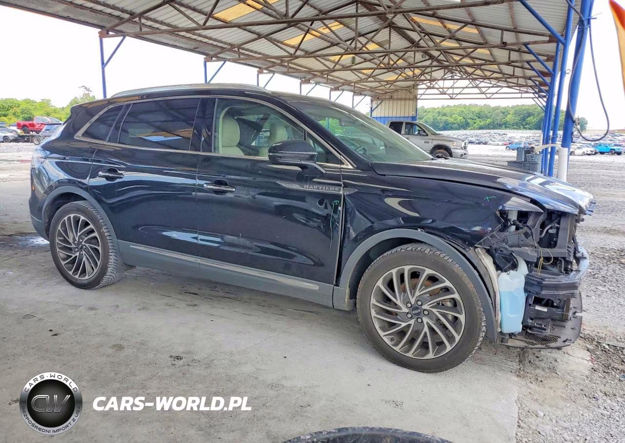 2019 Lincoln Nautilus Reserve VIN:2LMPJ6L96KBL12124 - 4