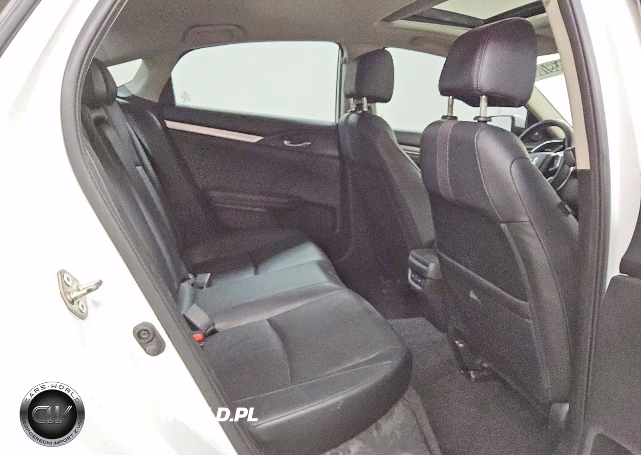 2020 Honda Civic Touring VIN:19XFC1F96LE020729 - 10