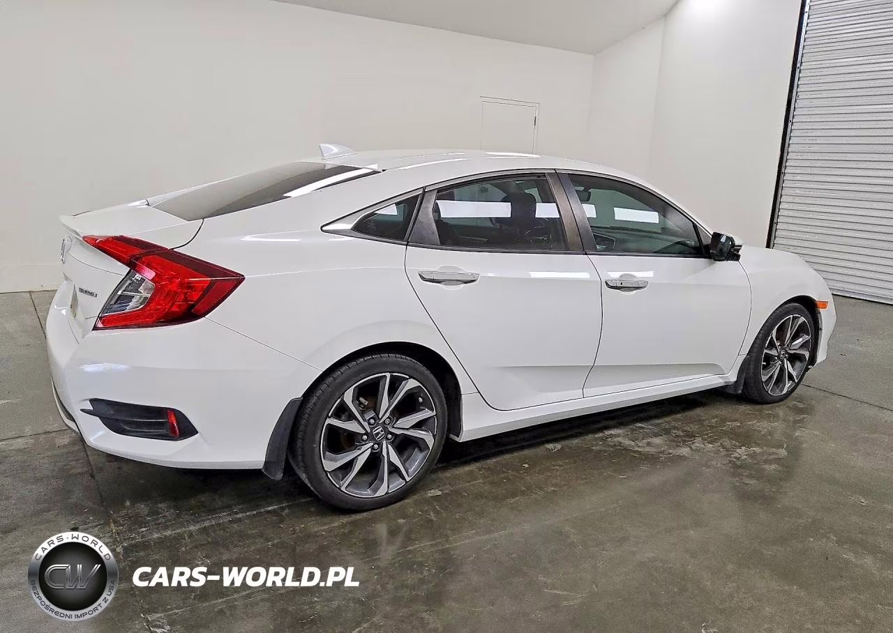 2020 Honda Civic Touring VIN:19XFC1F96LE020729 - 3