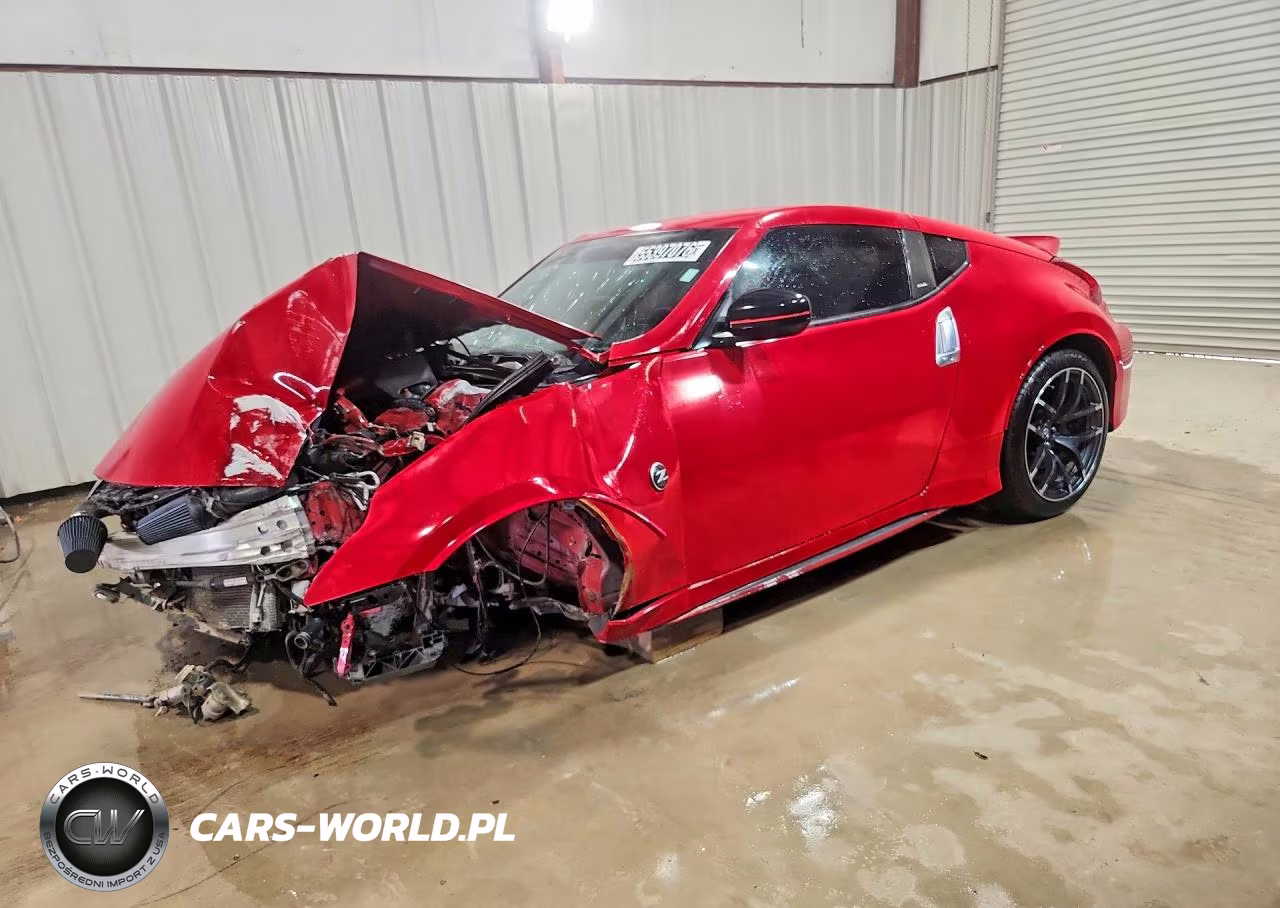 2017 Nissan 370Z Nismo