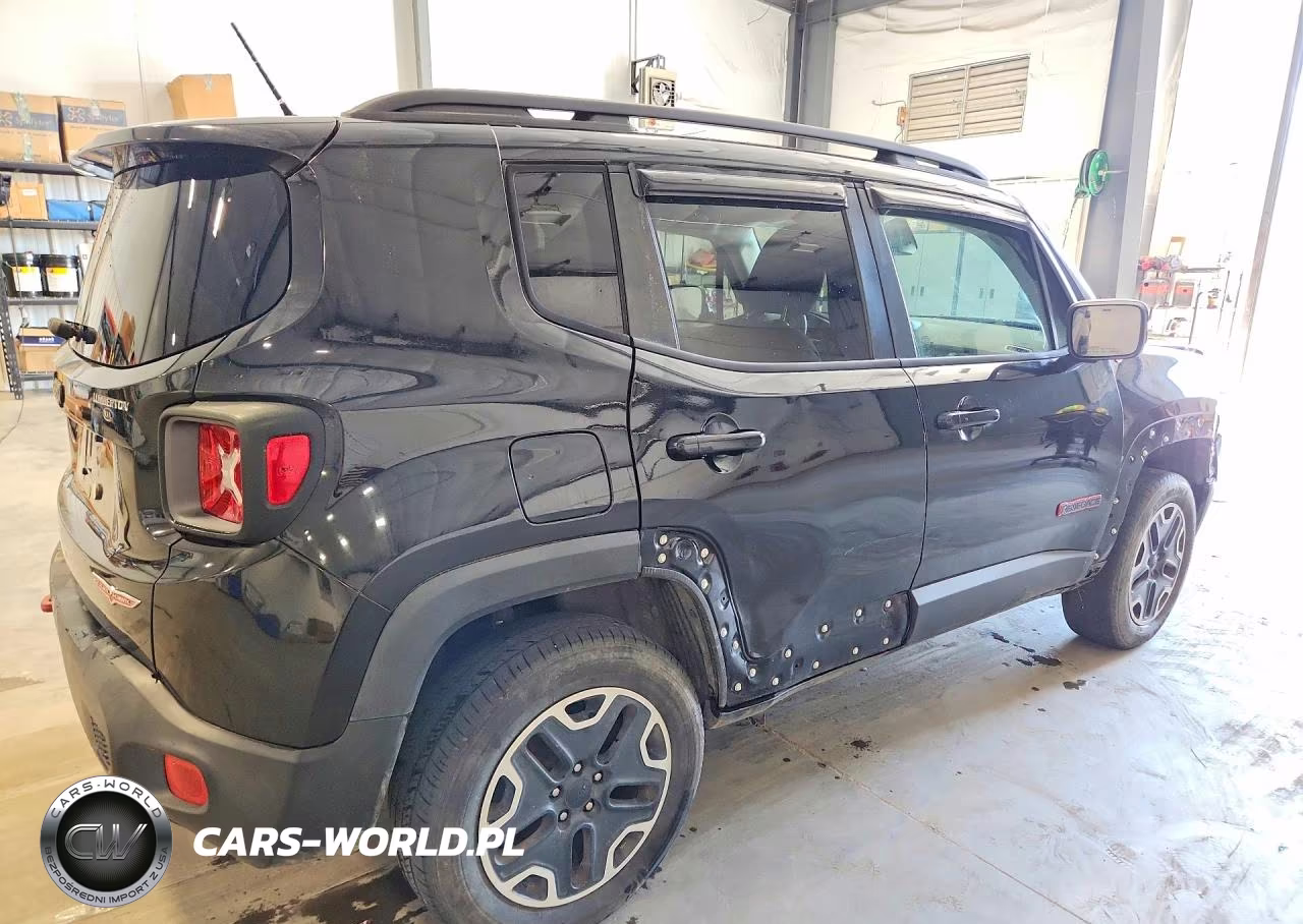 2016 Jeep Renegade Trailhawk VIN:ZACCJBCT6GPD67100 - 3