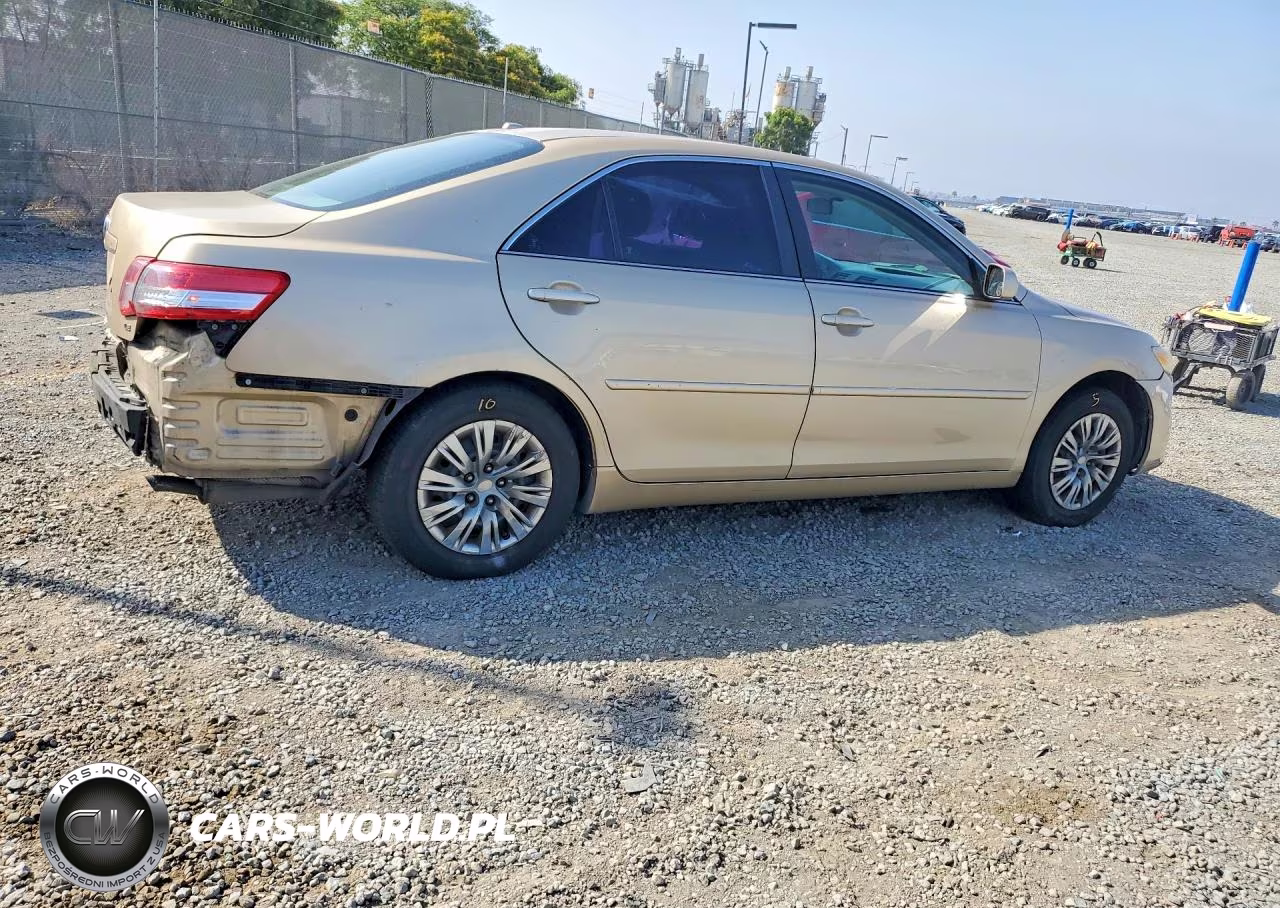 2011 Toyota Camry Le VIN:4T1BF3EK9BU225088 - 3