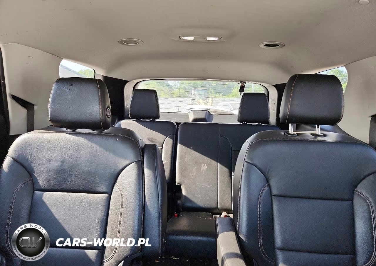 2018 Chevrolet Traverse Lt VIN:1GNEVHKW3JJ120630 - 10