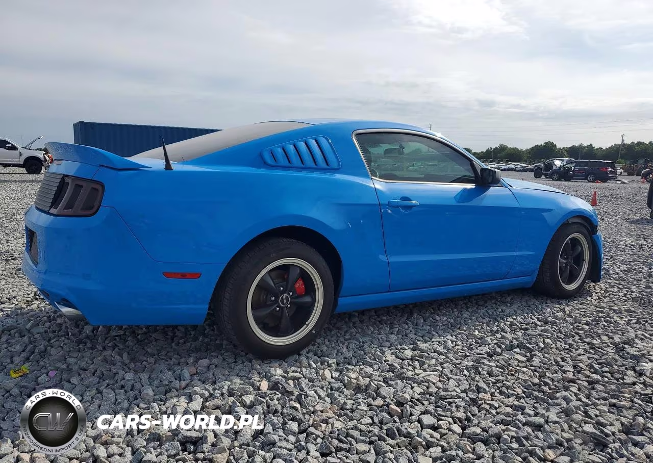 2014 Ford Mustang VIN:1ZVBP8AM0E5240841 - 3