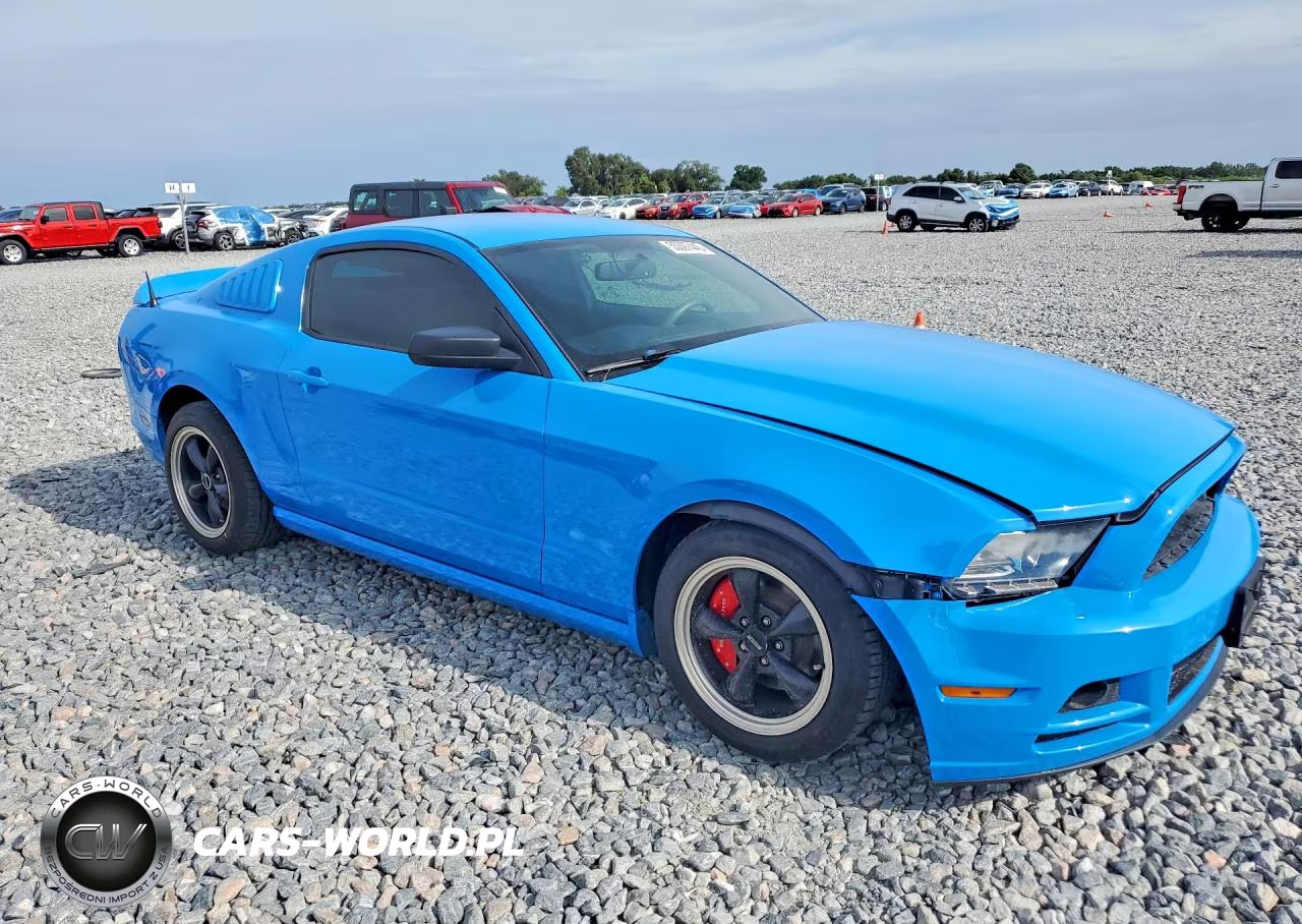2014 Ford Mustang VIN:1ZVBP8AM0E5240841 - 4