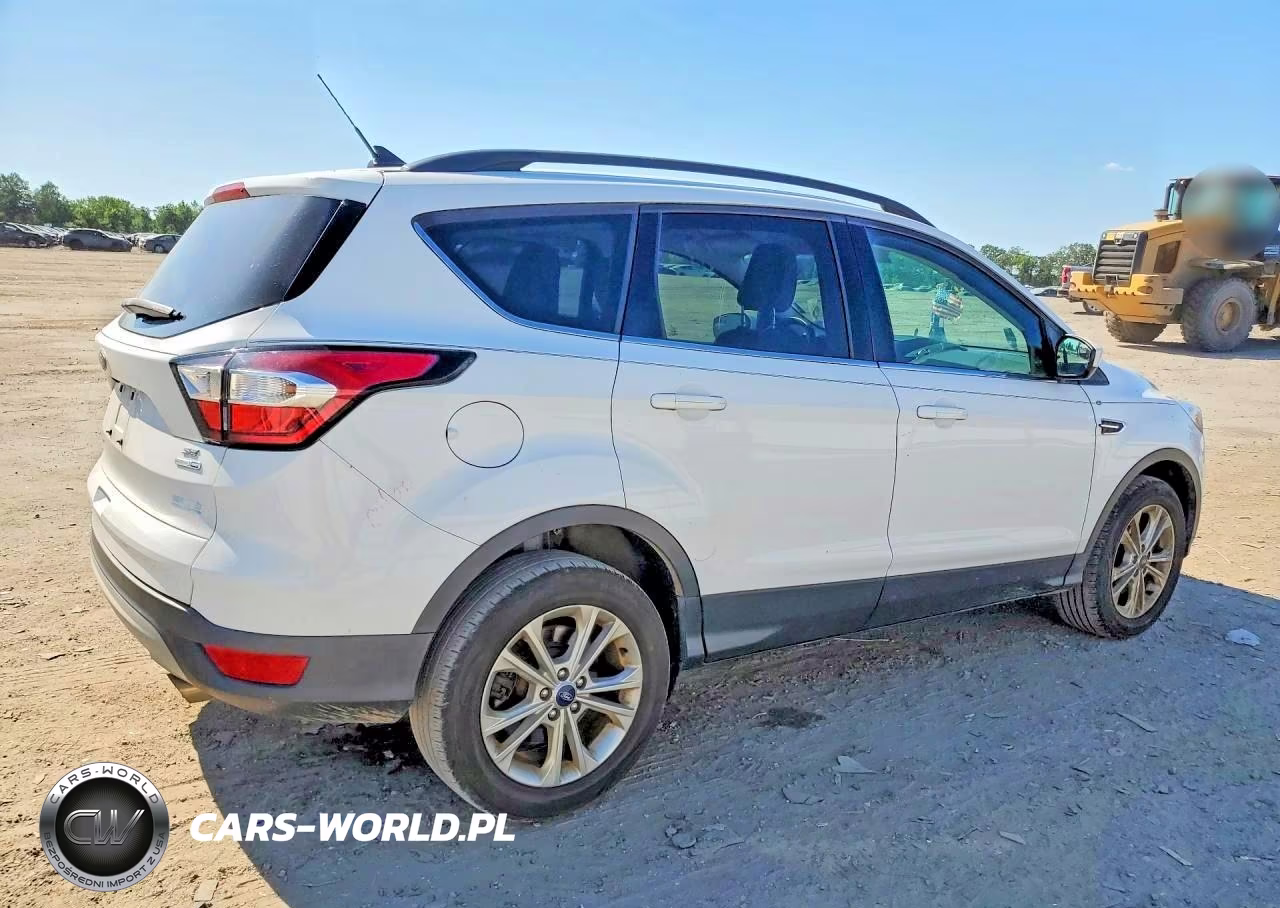 2018 Ford Escape Se VIN:1FMCU9GD0JUD15482 - 3