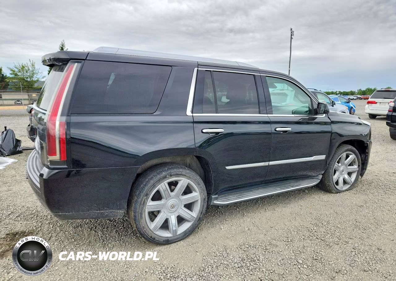 2015 Cadillac Escalade Luxury VIN:1GYS4BKJ9FR227104 - 3