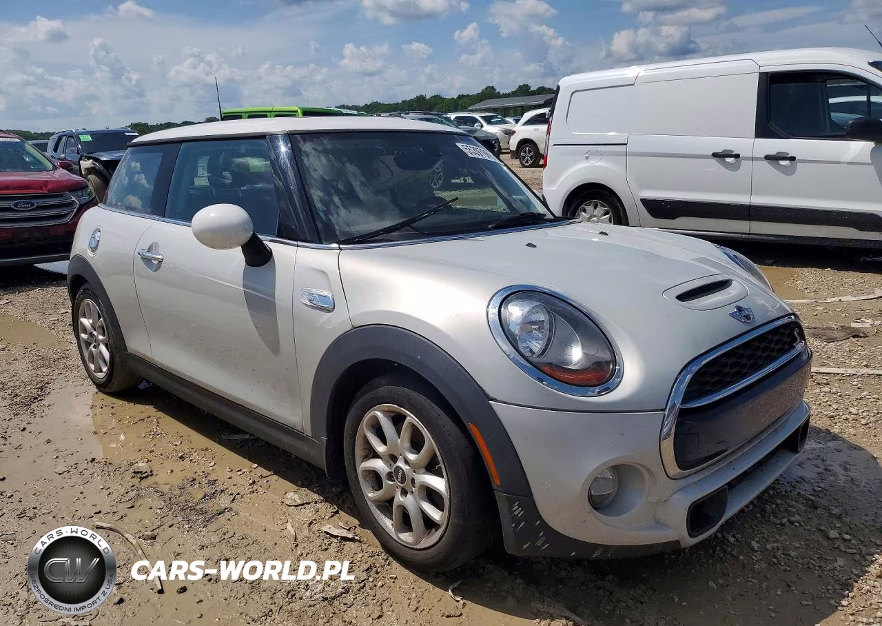 2015 Mini Cooper S VIN:WMWXP7C52F2A40202 - 4