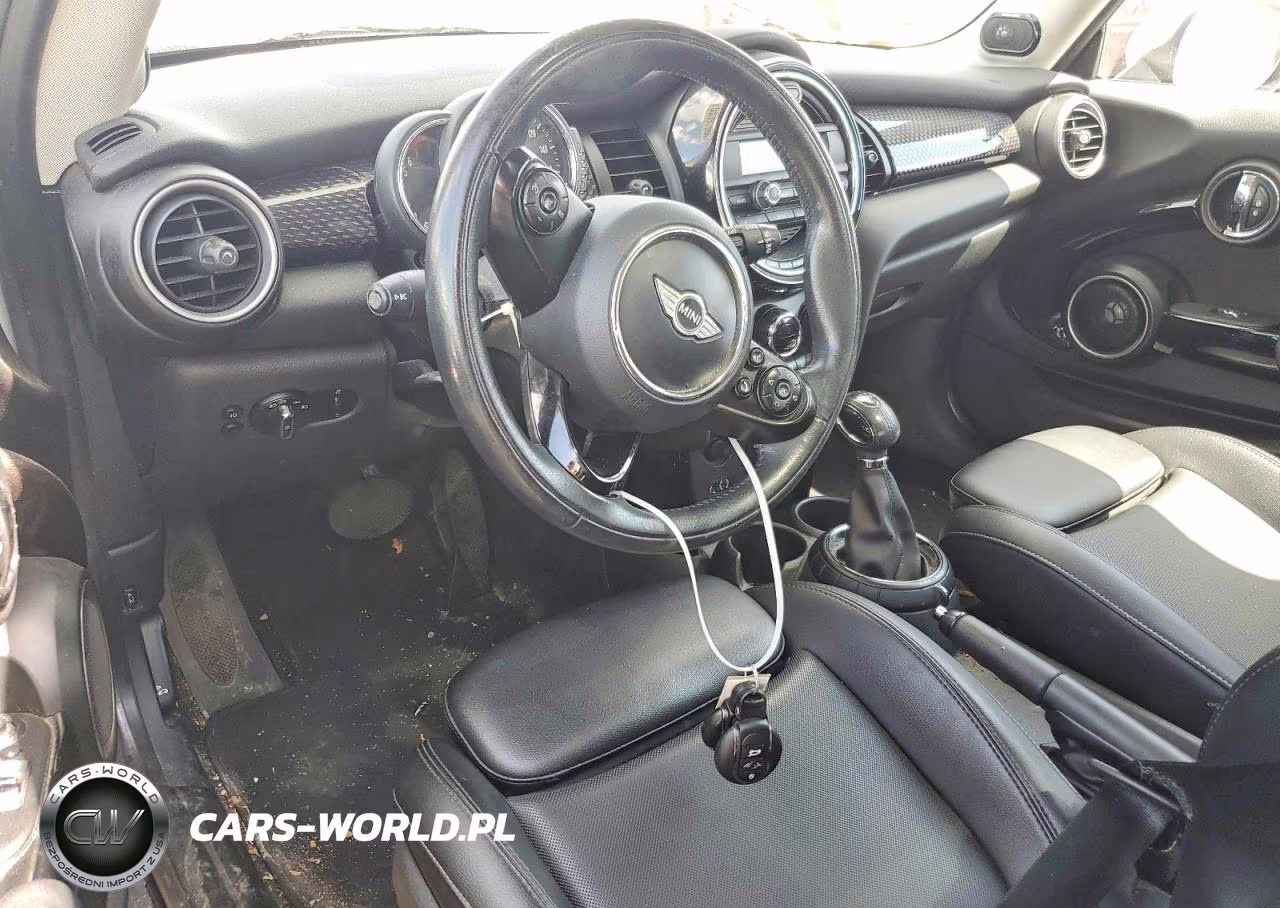 2015 Mini Cooper S VIN:WMWXP7C52F2A40202 - 8